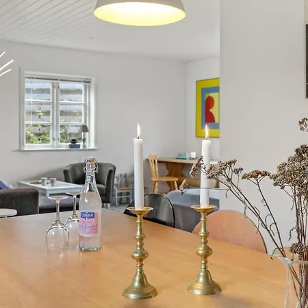 Appartement Awesome In With Wifi Allinge-Sandvig