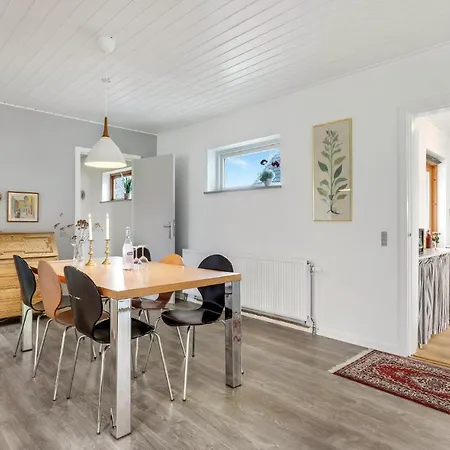 Apartment Awesome In With Wifi Allinge-Sandvig